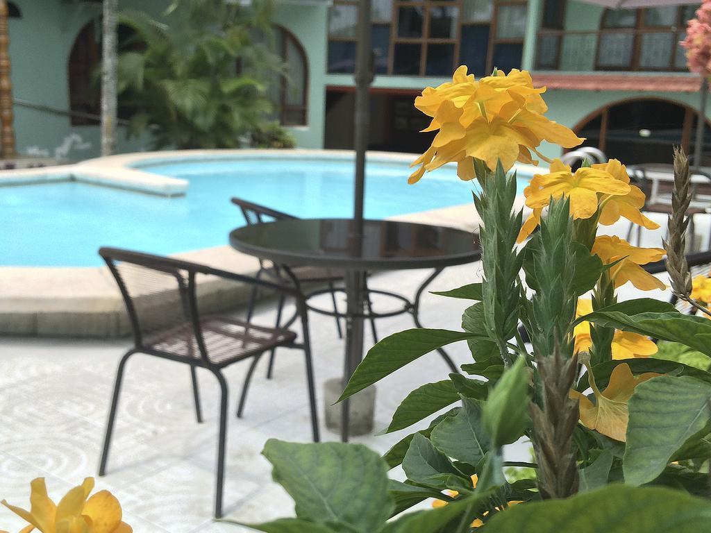 Hotel & Suites La Posada De Lobo 이키토스 외부 사진